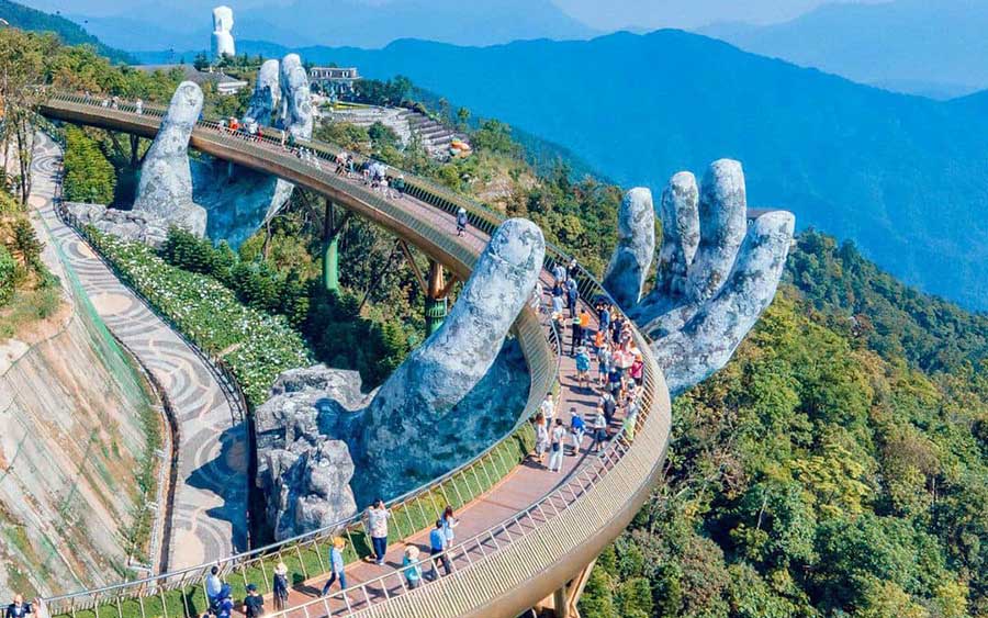 Golden Bridge Da Nang